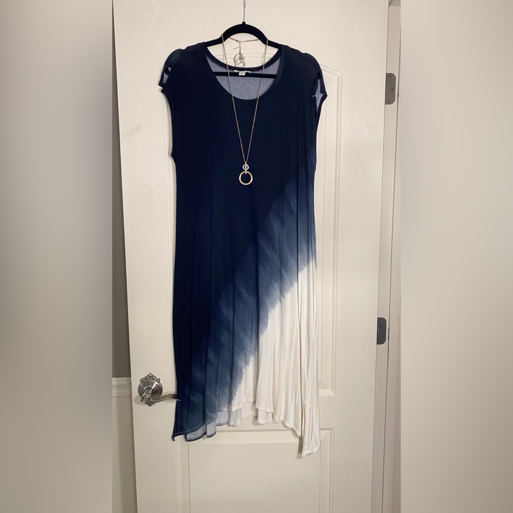Cato Navy and White Ombre Midi Dress and necklace